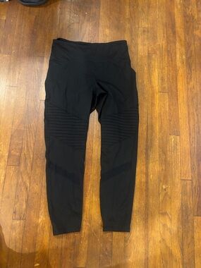 Old Navy Black Go Dry Moto Leggings